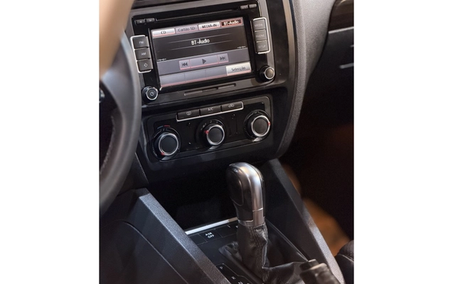 imagem-https://www.socarrao.com.br/sc-vehicle-images-prod/3806923/1789382181237-1_073354.jpg