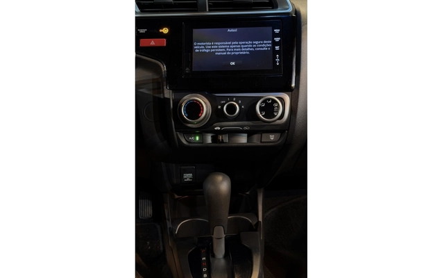 imagem-https://www.socarrao.com.br/sc-vehicle-images-prod/3806928/1789382550061-1_074042.jpg