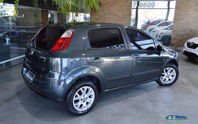 imagem-https://www.socarrao.com.br/sc-vehicle-images-prod/3806932/1789580944716-8472620_4_B_da5ec5a6da.jpeg