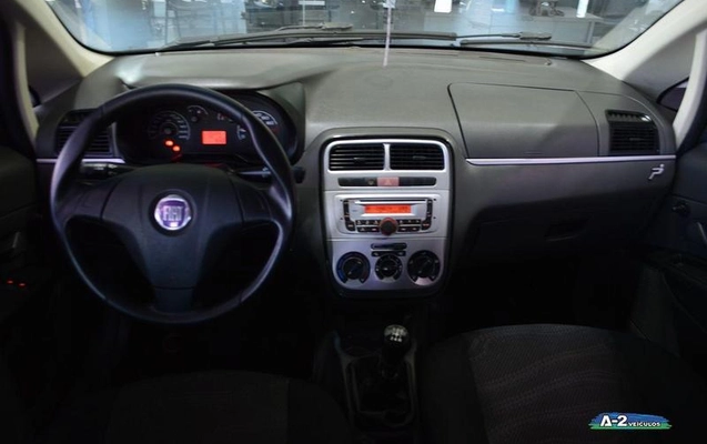 imagem-https://www.socarrao.com.br/sc-vehicle-images-prod/3806932/1789580944730-8472620_12_B_2a432dbb37.jpeg