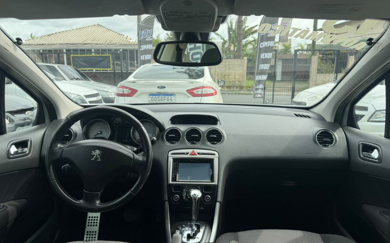 imagem-https://www.socarrao.com.br/sc-vehicle-images-prod/3806934/1789383651535-V2hhdHNBcHAgSW1hZ2UgMjAyNi0wOS0xMiBhdCAxNC41Ny4xMyAoMSkuanBlZw.jpeg