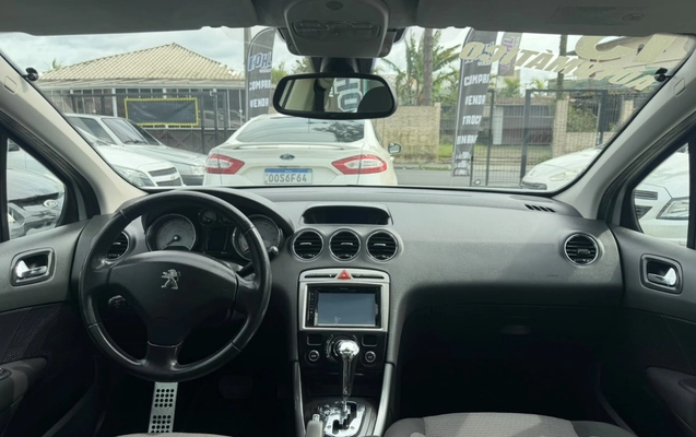 imagem-https://www.socarrao.com.br/sc-vehicle-images-prod/3806934/1789383651535-V2hhdHNBcHAgSW1hZ2UgMjAyNi0wOS0xMiBhdCAxNC41Ny4xMyAoMSkuanBlZw.jpeg