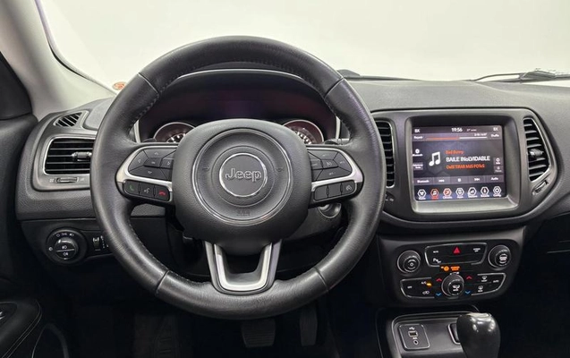 imagem-https://www.socarrao.com.br/sc-vehicle-images-prod/3807176/1789385882761-7809731_19_B_4df1b29a4f.jpeg