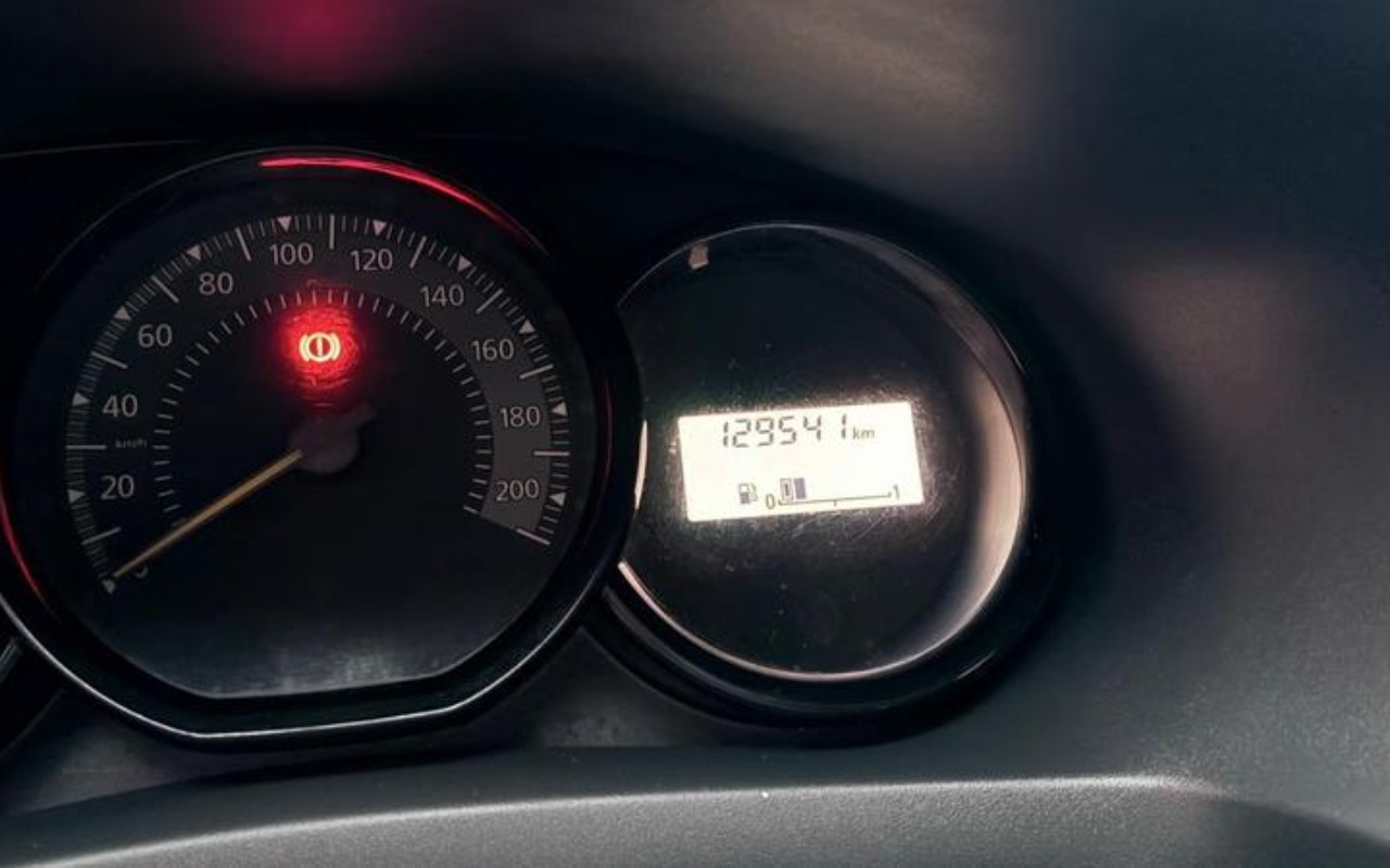 imagem-https://www.socarrao.com.br/sc-vehicle-images-prod/3807287/1789386545144-RkNfMzkzOV84Mzg1Nzc2XzBfVl8yMjlkYWY1YmEwLmpwZWc.jpeg