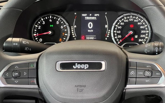 imagem-https://www.socarrao.com.br/sc-vehicle-images-prod/3807890/1789651473074-8453252_12_B_c9fe2bd31e.jpeg