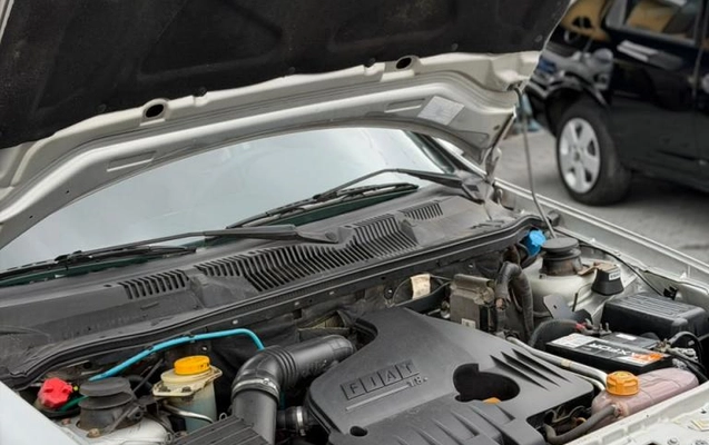 imagem-https://www.socarrao.com.br/sc-vehicle-images-prod/3808015/1789388560480-69436aa7e5dce8242.jpeg