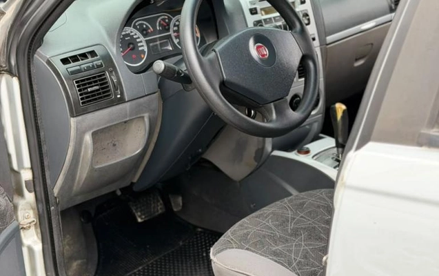 imagem-https://www.socarrao.com.br/sc-vehicle-images-prod/3808015/1789388560484-69436aa7e5dddabf5.jpeg
