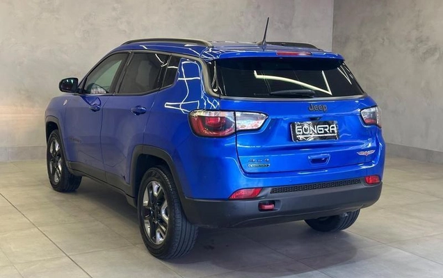 imagem-https://www.socarrao.com.br/sc-vehicle-images-prod/3808034/1789388625873-8298980_12_B_b27b98d503.jpeg