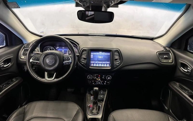imagem-https://www.socarrao.com.br/sc-vehicle-images-prod/3808034/1789388625874-8298980_14_B_83499d92b7.jpeg