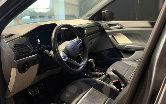 imagem-https://www.socarrao.com.br/sc-vehicle-images-prod/3808234/1789590229075-d1181a0ede38404c96d8ac390d4390d4_1789590195584.jpg