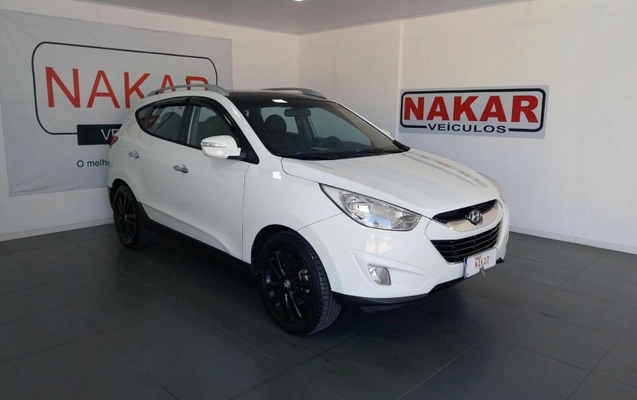 imagem-https://www.socarrao.com.br/sc-vehicle-images-prod/3808318/1789489224458-ZMZ6d78WUhxlbjOrbKDcjbAZdBbxCxZD.jpg
