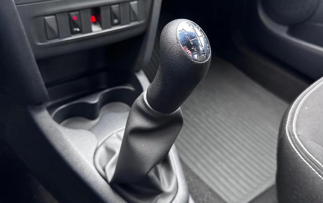 imagem-https://www.socarrao.com.br/sc-vehicle-images-prod/3808343/1789389425408-8467463_12_B_bdd4d8d187.jpeg