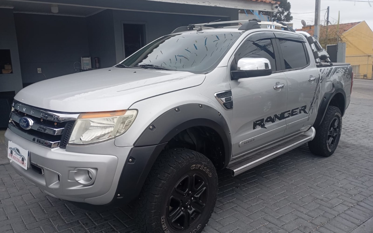 Ford Ranger 2014 Prata — foto 1 de 3