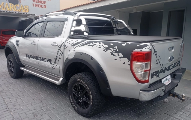 imagem-https://www.socarrao.com.br/sc-vehicle-images-prod/3808514/1789390098230-V2hhdHNBcHAgSW1hZ2UgMjAyNi0wNy0zMSBhdCAwOS4xOC4zOC5qcGVn.jpeg