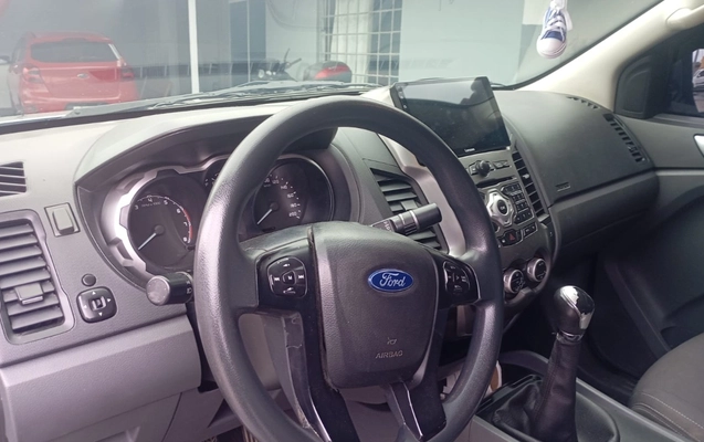 imagem-https://www.socarrao.com.br/sc-vehicle-images-prod/3808514/1789390098510-V2hhdHNBcHAgSW1hZ2UgMjAyNi0wNy0zMSBhdCAwOS4xOC40My5qcGVn.jpeg