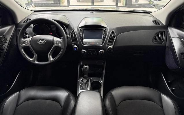 imagem-https://www.socarrao.com.br/sc-vehicle-images-prod/3808531/1789391549909-8453437_7_B_33b1abaeec.jpeg