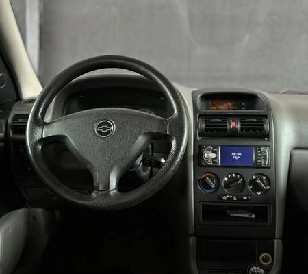 imagem-https://www.socarrao.com.br/sc-vehicle-images-prod/3808594/1789479839329-8452129_6_B_2846aad3e1.jpeg