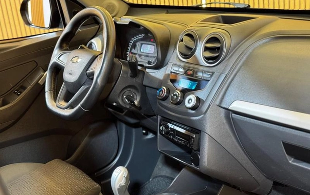 imagem-https://www.socarrao.com.br/sc-vehicle-images-prod/3808656/1789390602951-8440796_15_B_92ecbf0656.jpeg
