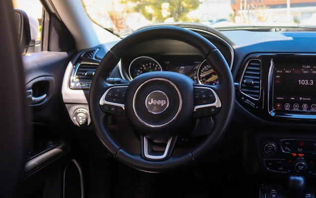 imagem-https://www.socarrao.com.br/sc-vehicle-images-prod/3808731/1790020788579-9f516a6299d24c9d9eb374c9a1413b85_1789734342133.jpg