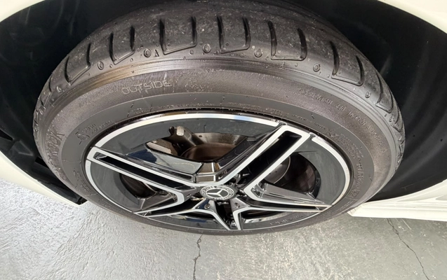 imagem-https://www.socarrao.com.br/sc-vehicle-images-prod/3808910/1789391236868-V2hhdHNBcHAgSW1hZ2UgMjAyNi0wOS0xMiBhdCAxMy4wNy40NCAoMSkuanBlZw.jpeg