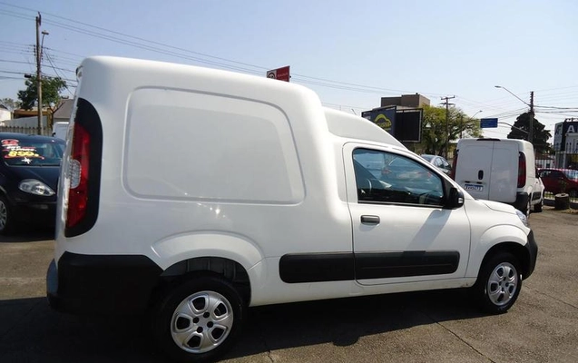 imagem-https://www.socarrao.com.br/sc-vehicle-images-prod/3809092/1790003537773-8346938_4_B_bdbc480ef9.jpeg