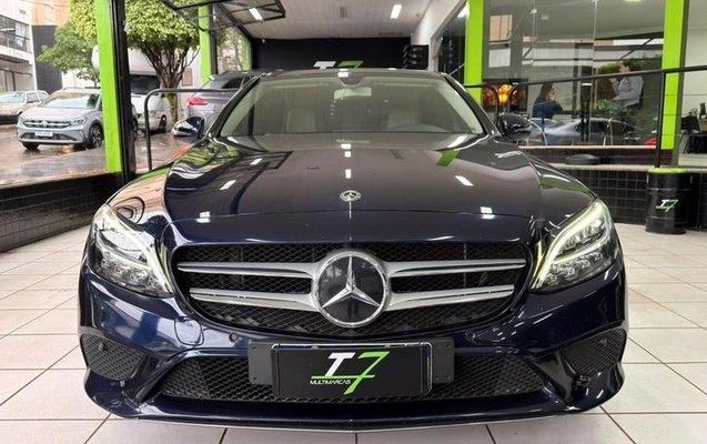 imagem-https://www.socarrao.com.br/sc-vehicle-images-prod/3809543/1789392307172-8466674_12_B_633ca6ee9b.jpeg