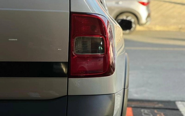 imagem-https://www.socarrao.com.br/sc-vehicle-images-prod/3809685/1789392608214-8465627_2_B_ecae7f6639.jpeg