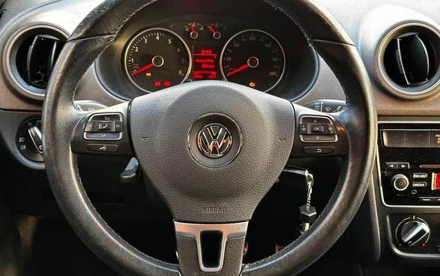 imagem-https://www.socarrao.com.br/sc-vehicle-images-prod/3809685/1789392608221-8465627_0_B_4e7c6ecdce.jpeg
