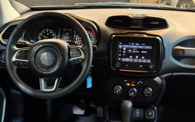 imagem-https://www.socarrao.com.br/sc-vehicle-images-prod/3809687/1789392612616-1_065233.jpg