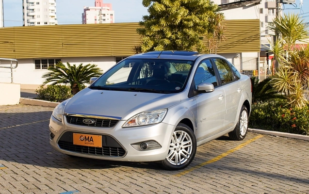 imagem-https://www.socarrao.com.br/sc-vehicle-images-prod/3809704/1789392682135-e9af17fe1a374b06ace3523dd80bcad9_1789392532463.jpg
