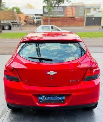 imagem-https://www.socarrao.com.br/sc-vehicle-images-prod/3809753/1789392778116-8473246_10_B_fe6cdebc00.jpeg