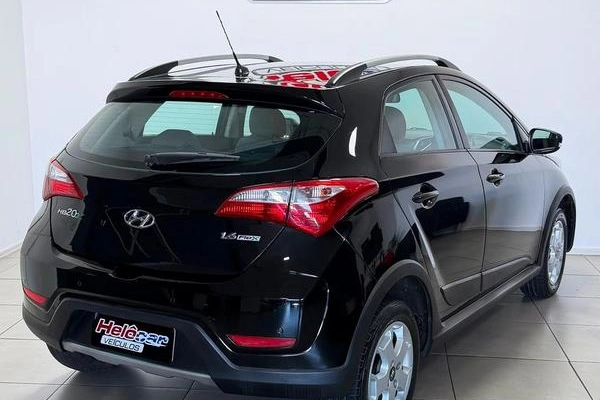 imagem-https://www.socarrao.com.br/sc-vehicle-images-prod/3809788/1789392834819-8300519_4_B_64ee0788c2.jpeg