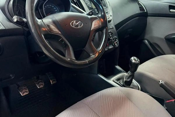 imagem-https://www.socarrao.com.br/sc-vehicle-images-prod/3809788/1789392834822-8300519_10_B_e8ae2fd07d.jpeg