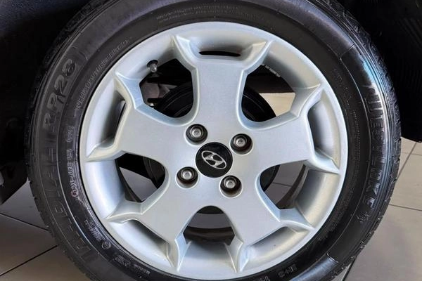 imagem-https://www.socarrao.com.br/sc-vehicle-images-prod/3809788/1789392834827-8300519_10_B_6fd2d7ae49.jpeg
