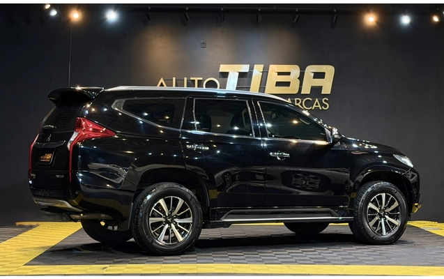 imagem-https://www.socarrao.com.br/sc-vehicle-images-prod/3809837/1789392943022-1_094226.jpg