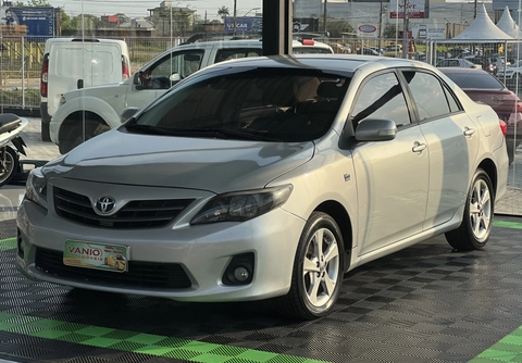 Toyota Corolla 2013 Prata — foto 1 de 3