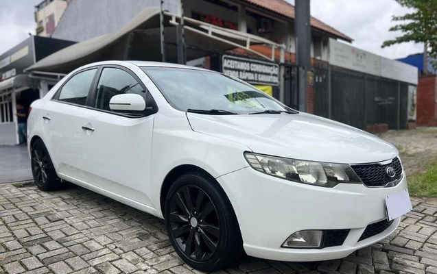 imagem-https://www.socarrao.com.br/sc-vehicle-images-prod/3810042/1789393474602-8435275_9_B_0d73c68a8a.jpeg