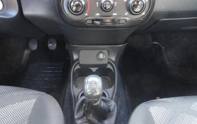 imagem-https://www.socarrao.com.br/sc-vehicle-images-prod/3810047/1790004718635-8473348_11_B_70dbc4923f.jpeg