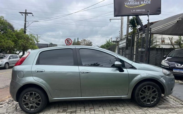 imagem-https://www.socarrao.com.br/sc-vehicle-images-prod/3810053/1789393596726-8448307_1_B_aebe0db128.jpeg