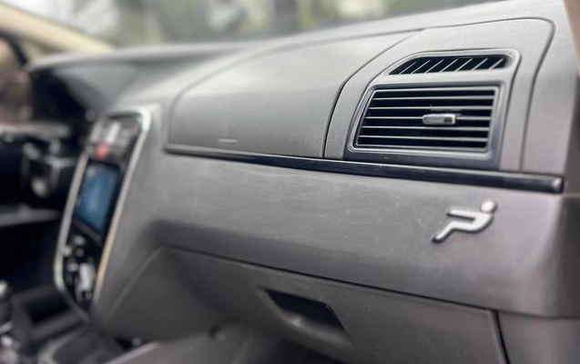 imagem-https://www.socarrao.com.br/sc-vehicle-images-prod/3810053/1789393596732-8448307_1_B_6fc4133137.jpeg