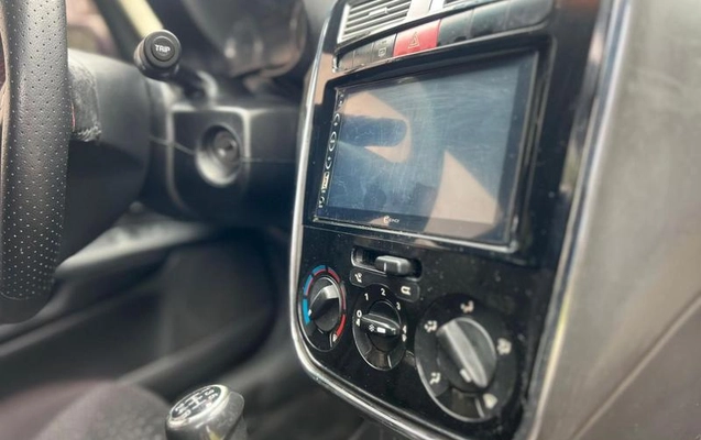 imagem-https://www.socarrao.com.br/sc-vehicle-images-prod/3810053/1789393596740-8448307_8_B_f2880e7519.jpeg