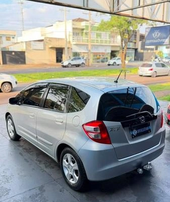 imagem-https://www.socarrao.com.br/sc-vehicle-images-prod/3810054/1789581381178-8473340_9_B_8f2befd64d.jpeg
