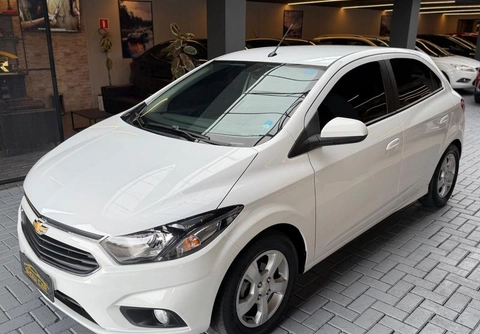 Chevrolet Onix 2019 Branco — foto 1 de 3