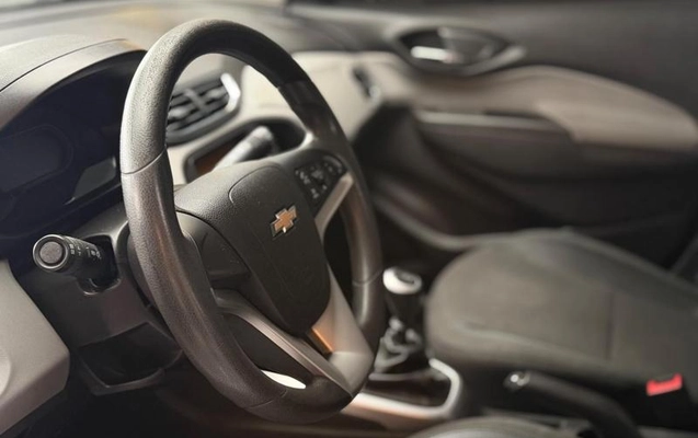 imagem-https://www.socarrao.com.br/sc-vehicle-images-prod/3810129/1789393752141-8465111_10_B_4d17a67b9c.jpeg
