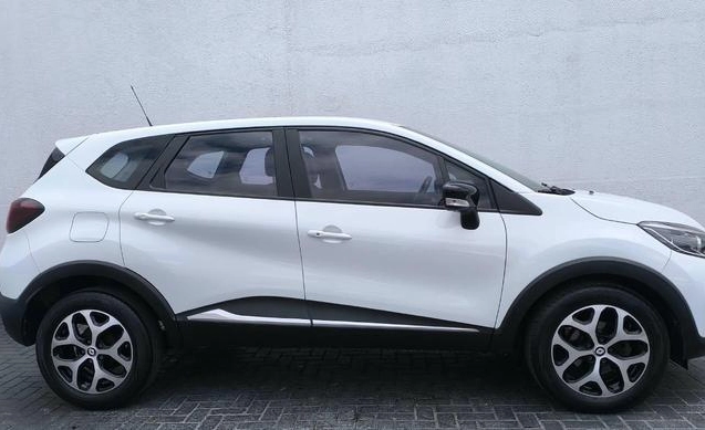 imagem-https://www.socarrao.com.br/sc-vehicle-images-prod/3810506/1791039688350-8377348_8_B_aa5bc10fae.jpeg