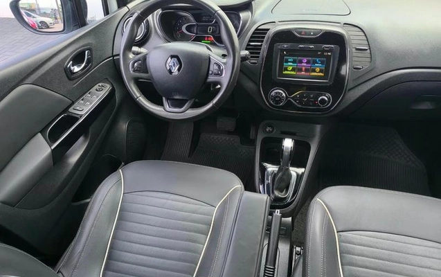 imagem-https://www.socarrao.com.br/sc-vehicle-images-prod/3810506/1791039688381-8377348_14_B_8aeee0b387.jpeg