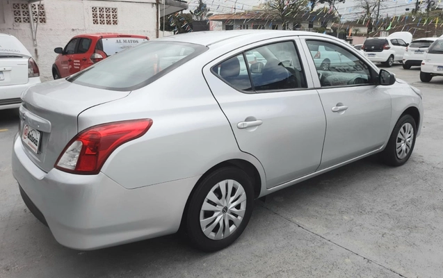 imagem-https://www.socarrao.com.br/sc-vehicle-images-prod/3810629/1789744110232-MDQuanBlZw.jpeg