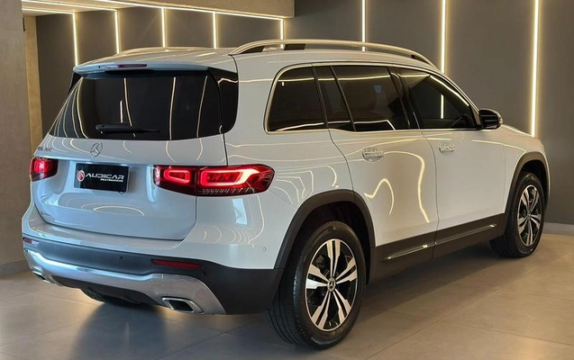 imagem-https://www.socarrao.com.br/sc-vehicle-images-prod/3810686/1789395213977-8428200_4_B_32064e27c5.jpeg