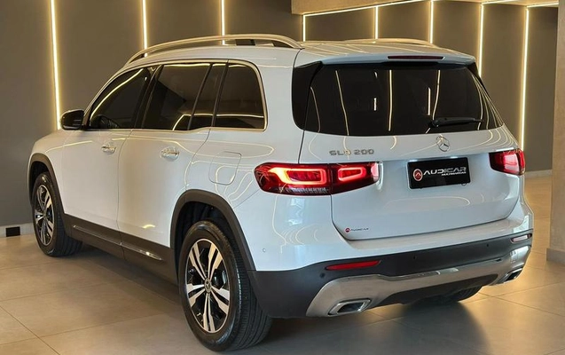 imagem-https://www.socarrao.com.br/sc-vehicle-images-prod/3810686/1789395213981-8428200_1_B_93c6f90661.jpeg
