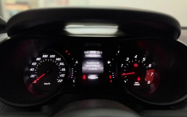 imagem-https://www.socarrao.com.br/sc-vehicle-images-prod/3811093/1789396158230-8467296_8_B_eed20c9e66.jpeg